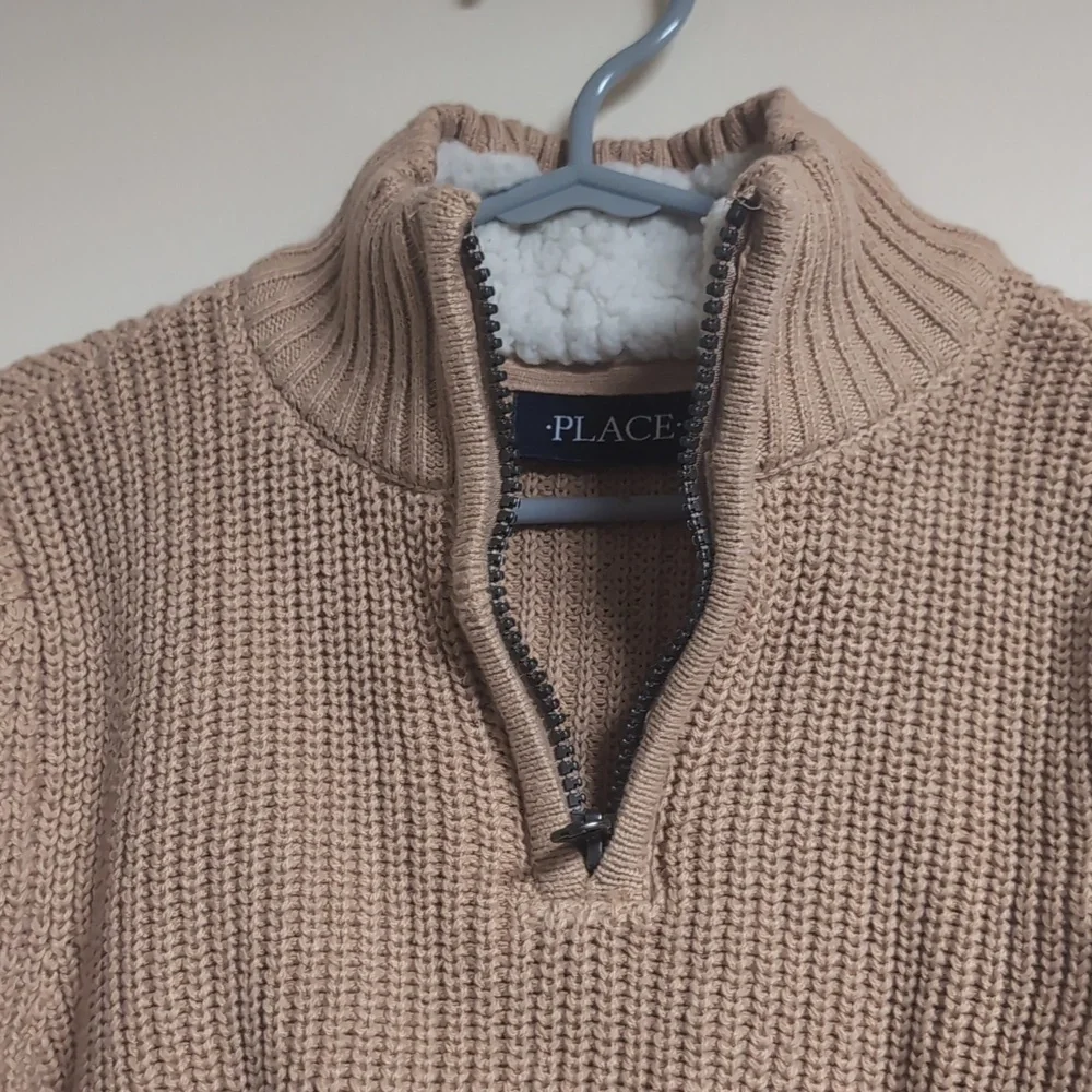 Children's Place NWT Cork Brown Sweater With Fur On‎ Inside Collar Size Small